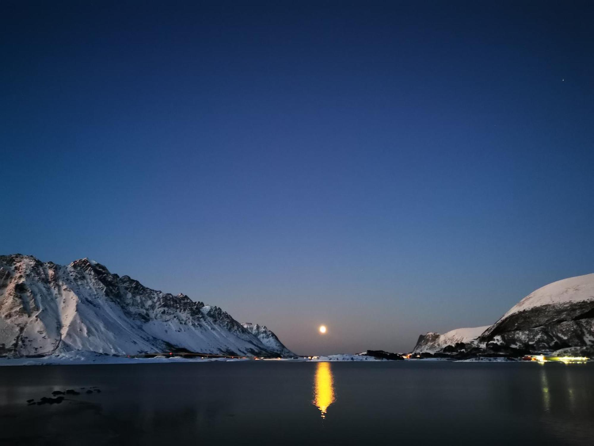 Rystad Midnight Sun And Nature Apartment Luaran gambar